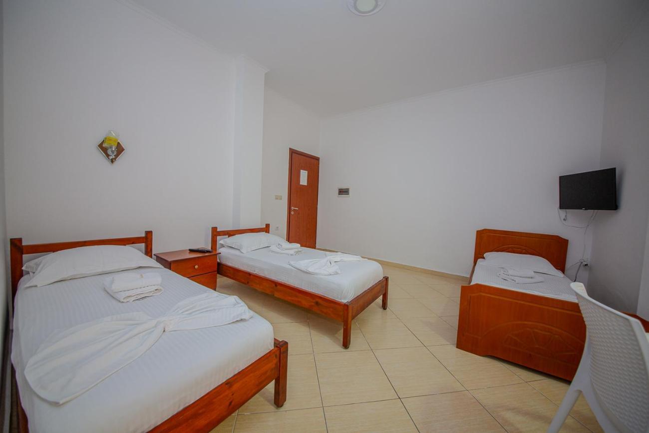Hotel Landi Ksamil Exterior photo