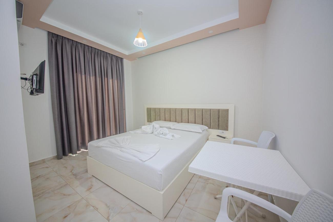 Hotel Landi Ksamil Exterior photo