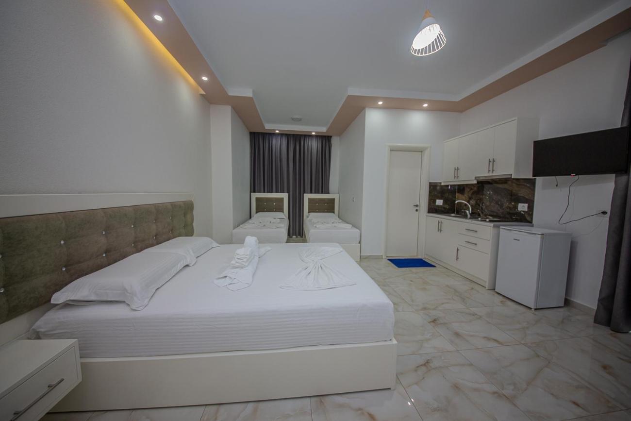 Hotel Landi Ksamil Exterior photo