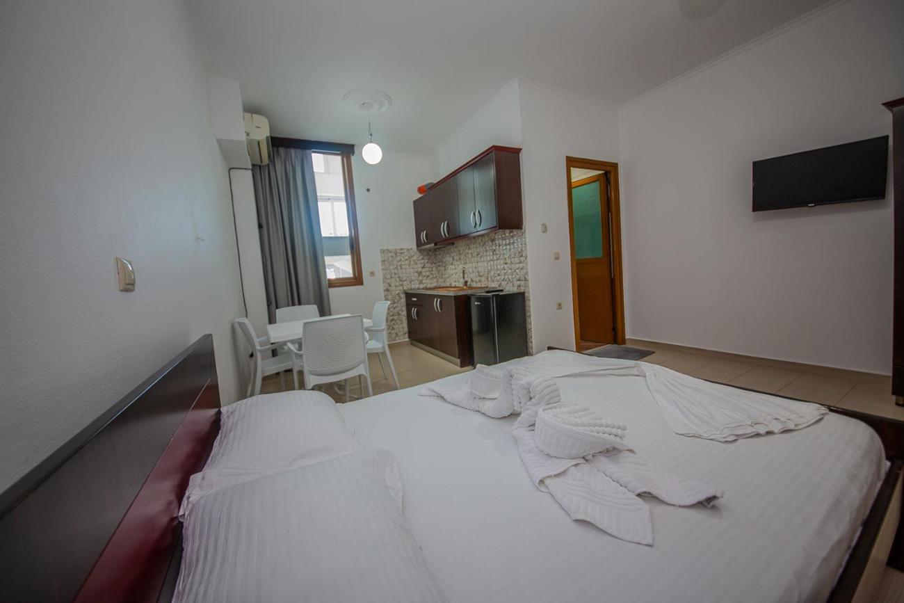Hotel Landi Ksamil Exterior photo