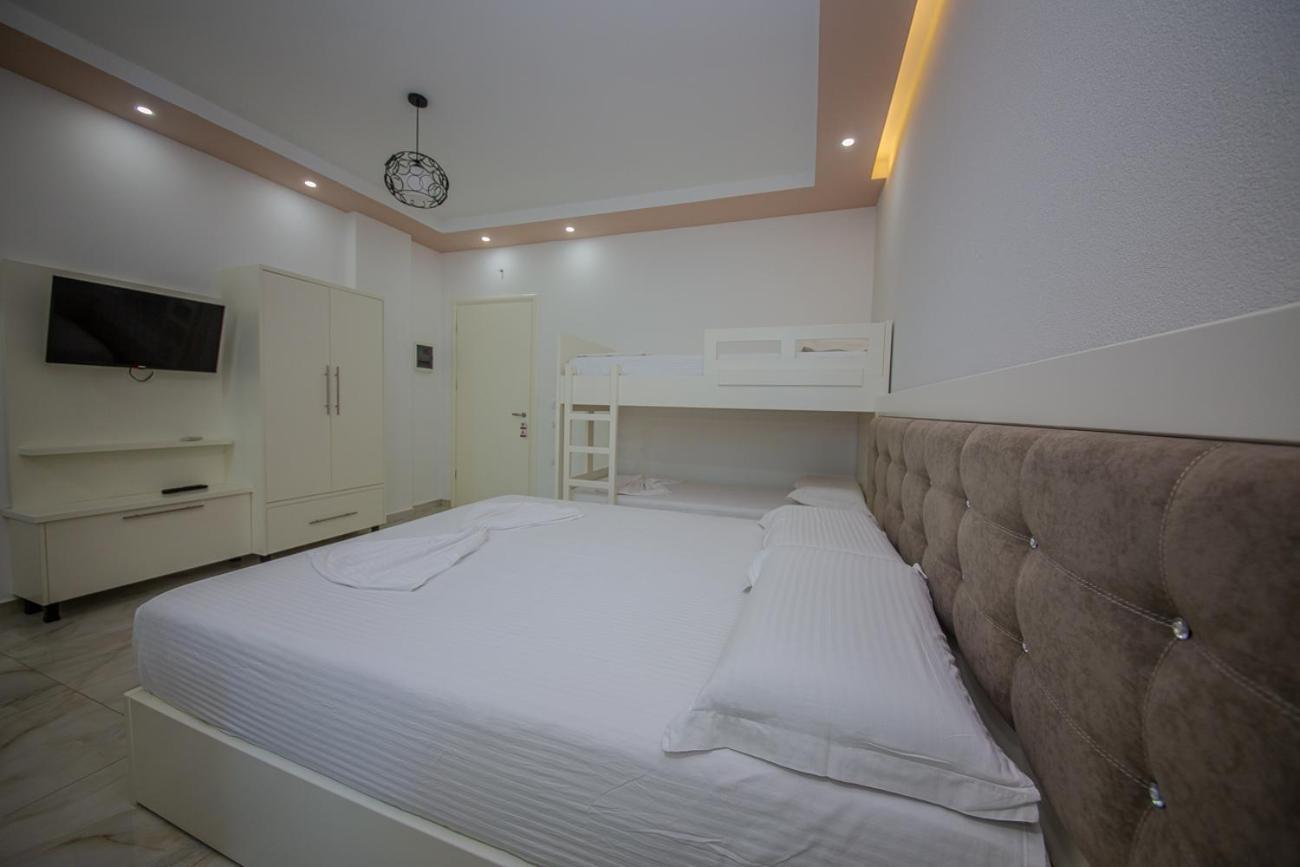 Hotel Landi Ksamil Exterior photo